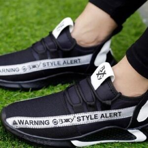 Men’s lace-up sports shoes