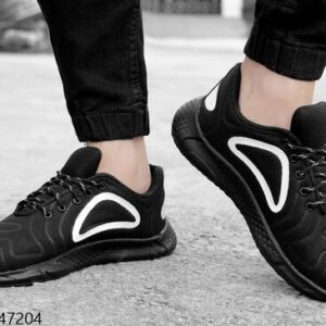 Men’s lace-up sports shoes