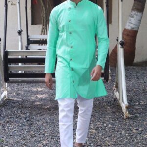 Fashionable Men Kurta Sets