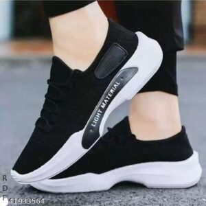 Unique Fashionable Men Sports Shoes