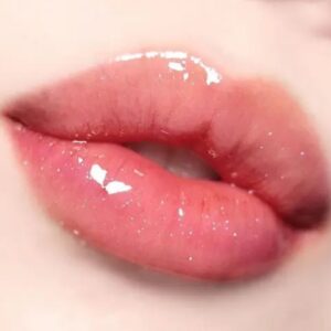 Glossy Lip Gloss Set – Pack of 6 Vibrant Shades