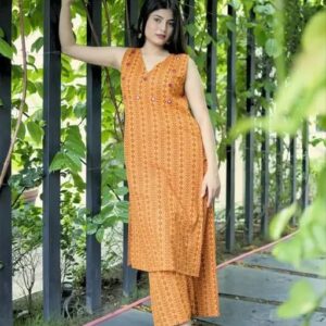 Women Rayon Printed Mirror Work Kurta Pant Set